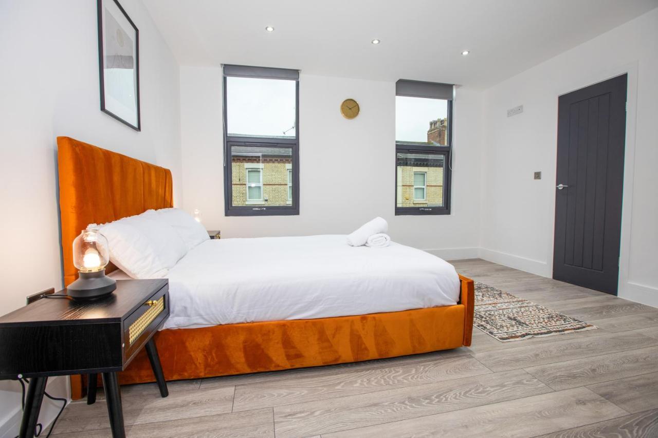 Stylish Stay Near The Stadium Walk To The Action Liverpool Exterior photo